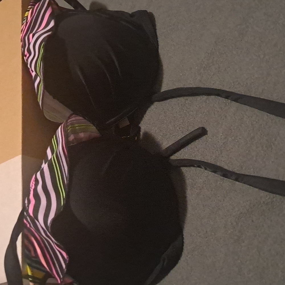 Bikini top
